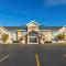 Comfort Inn & Suites Jackson - West Bend - Jackson