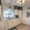 2 Mi to Lake Hartwell Charming Southern Cottage