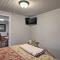 2 Mi to Lake Hartwell Charming Southern Cottage