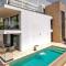 Luxury Villa Delight I in Promajna with Private Pool, Gym, Sauna & Jacuzzi