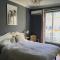 Modern, traditional , bright and stylish appartement