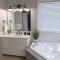 Meridian BnB ID - Pristine 4BR 2BA Spacious Home In The Heart Of Meridian Near Boise