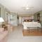 Oceans Edge 302