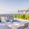 Breeze Easy at Nautico