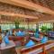 Phuket Island View Resort - SHA Extra Plus - Karon pláž