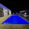 Eslanzarote Eco Villa Tony, heated pool, jacuzzi, Sat tv, Super wifi - La Costa
