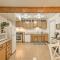 Family Home Near Kings and Sequoia National Parks!