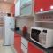 "Excelente Casa com Piscina, Cozinha Americana, Ampla Área de Lazer com Espaço Gourmet Externo em Deck Coberto com Churrasqueira e Cooktop, Ampla Sala de Estar com Lindíssima Lareira, Smart TV 50", Wi-Fi e o Principal é muito Pertinho da Praia" - برايا جراندي