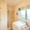 The Bach - Whitianga Holiday Home