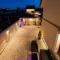 H & V Residence - Split Level Apartment