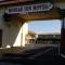 Royale Inn Motel
