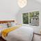 Point Roadknight Paradise Villa 6