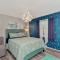 Jellyfish-Flamingo House, Amazing Location On Beach & Walk To Village