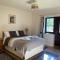 Vulcan Lodge Cottages