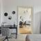 Contemporary Apartment on Old Town Square by Prague Days - Praga