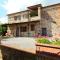 Holiday Home Val d’Orcia by Interhome