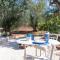 TRULLO TIPOTA with private pool