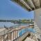 111 Edgewater Inn
