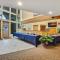 224 Edgewater Inn