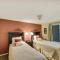 343 Edgewater Inn