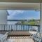 357 Edgewater Inn