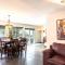 Mineral Saltwater Solar heated Pool & Spa Oasis with mountain views and Koi pond - 沙漠温泉
