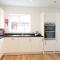 Lysander House - Modern, 4-Bed House, near Alton Towers