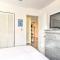 Updated Condo Near Beach Ideal Walkable Location!