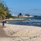 Hastings Towers 4D - Studio Apt Opp Beach