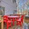 Fire Pit, Deck and Pool Access Modern Poconos Gem - Tobyhanna