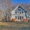 Fire Pit, Deck and Pool Access Modern Poconos Gem