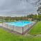 Fire Pit, Deck and Pool Access Modern Poconos Gem