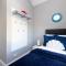 Stylish George Street Apartment