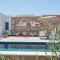Bracket House Paros