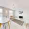 Stylish 2bed2bath flat 4min from tube station - 伦敦