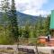 Hot Tub Cool Views: Roaring Creek Cabin