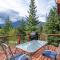 Hot Tub Cool Views: Roaring Creek Cabin
