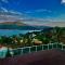 Vista Espetacular em Escarpas com Piscina