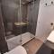 DunaSki - Top views from all rooms, 3 bd - 2 wc, 50m from slopes, fireplace, massive windows and sunlight! - 塞拉内华达