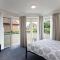 Seashells, 1,21-23 Magnus Street - Unit with air con, wi-fi, complex pool and lift