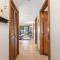 Spacious Modern Condo - 1st Floor - One Block to the Beach - Myrtle strand