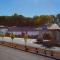 Ramada by Wyndham Hartford North - Bradley Airport