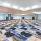 Ramada by Wyndham Hartford North - Bradley Airport