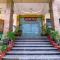 FabHotel Swess Grand