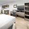 WoodSpring Suites Seattle Redmond