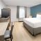 WoodSpring Suites Seattle Redmond