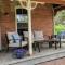 The Front Porch Room of a 140-Year-Old Victorian House - Оринджвилл