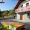 Vineyard Cottage Lustek