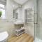 Modern Bungalow in Maidstone sleeps 5 with free parking - Maidstone