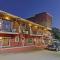 Hotel Green Woods 1 km from Main Market - Mahabaleshwar